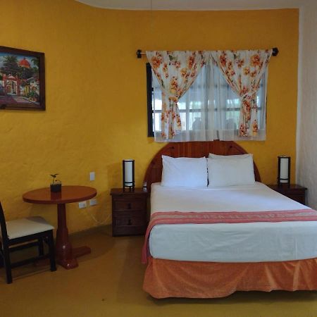 Hotel El Moro Puerto Morelos Buitenkant foto